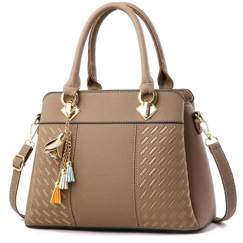 Bolsa de Ombro Feminina Tassel