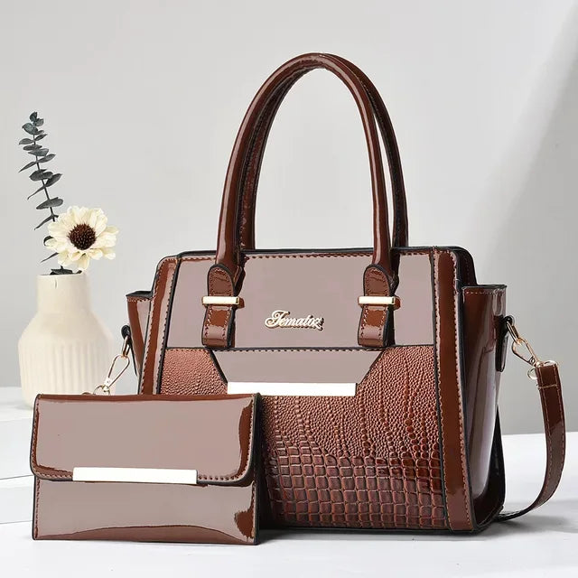 Conjunto Bolsa + Carteira Feminina em Couro